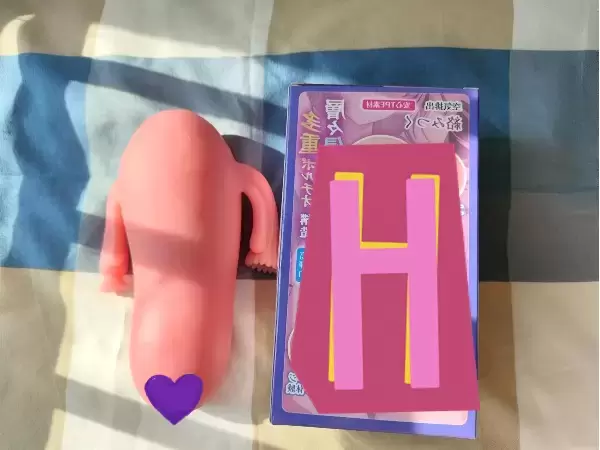 独特造型下的新感觉-杯多多真实子宫飞机杯名器测评 独特造型下的新感觉-杯多多真实子宫飞机杯名器测评