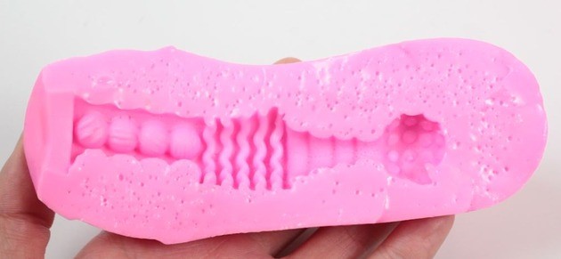 A社老法师，多娜多娜联名款飞机杯收集者评测 1——白毛与粉毛6