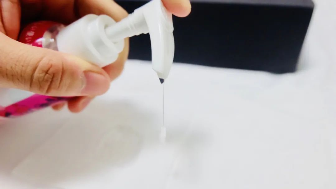 你真的会用润滑液吗? | 3元到100元,5款润滑油测评大揭秘24 你真的会用润滑液吗? | 3元到100元,5款润滑油测评大揭秘24