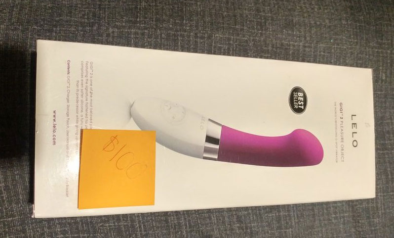 大爱LELO GIGI 2 情趣按摩器平坦凸显的顶端设计1 大爱LELO GIGI 2 情趣按摩器平坦凸显的顶端设计1