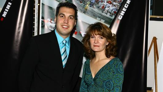 单亲妈妈测评情趣用品30年，当初为了养活孩子，现在是我的事业