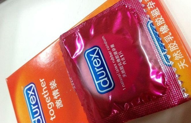 多图:8款常见品牌安全套评测,气味、外观、拉伸…4 多图:8款常见品牌安全套评测,气味、外观、拉伸…4