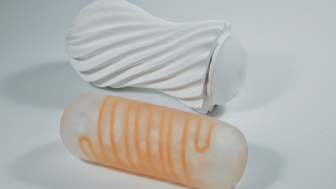 情趣玩具测评—TENGA飞机杯Spinner与moova对比1 情趣玩具测评—TENGA飞机杯Spinner与moova对比1