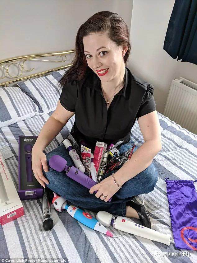 家里有3000件情趣玩具，这位情趣用品体验师每年能赚26万4