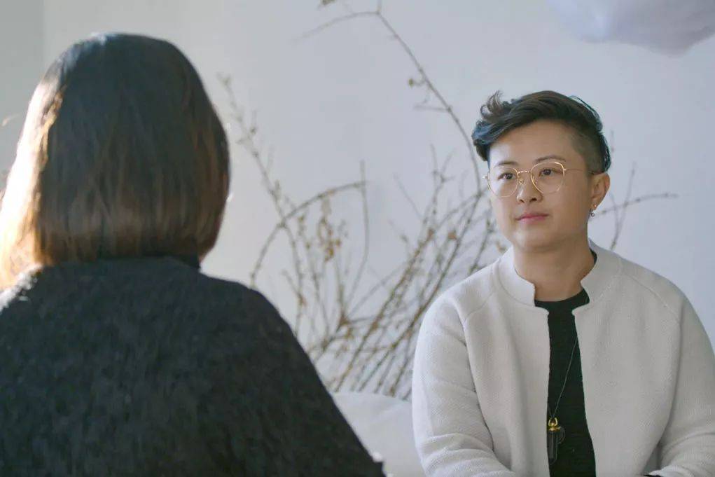 她是一个情趣玩具测评师，亲自试用了1000种产品21