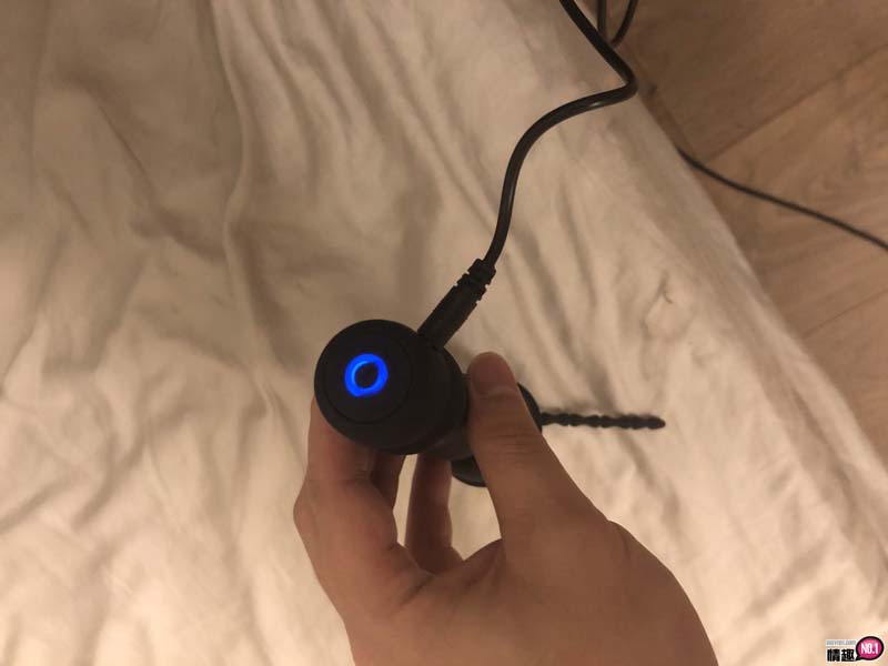 马眼王尿道扩张自慰10频龟头震动器-震动式尿道探索好新潮5 马眼王尿道扩张自慰10频龟头震动器-震动式尿道探索好新潮5