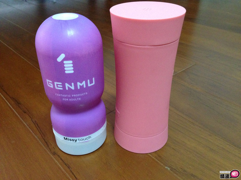 飞机杯、宛如处女的快感-日本GENMUG点女神吸吮真妙杯_小苹果红;7 飞机杯、宛如处女的快感-日本GENMUG点女神吸吮真妙杯_小苹果红;7